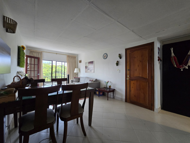 Apartamento En Venta - El Ingenio 1, Cali