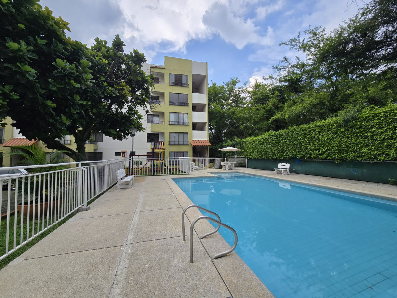 Apartamento En Venta - El Ingenio 1, Cali