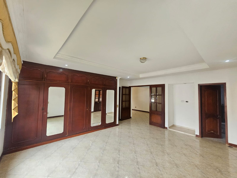 Casa En Arriendo - El Refugio, Cali