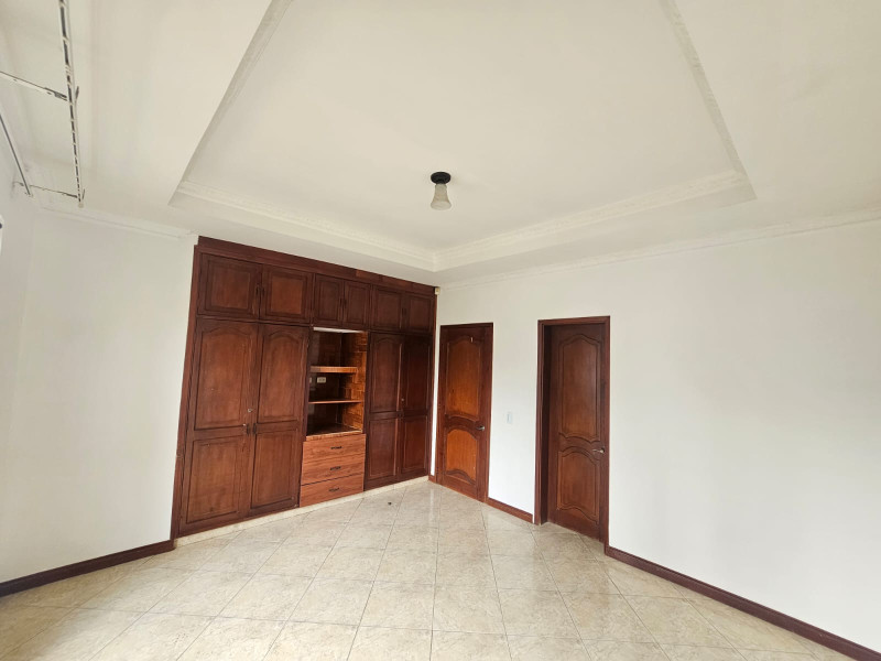 Casa En Arriendo - El Refugio, Cali
