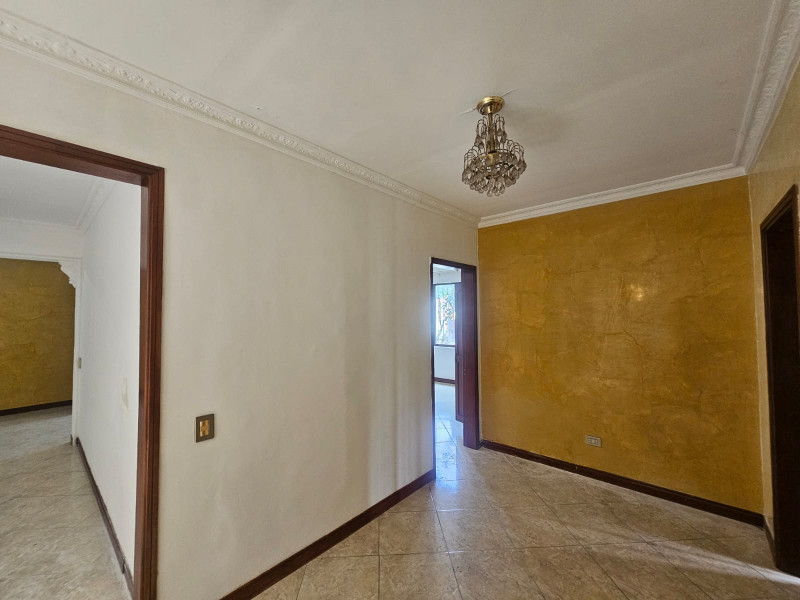 Casa En Arriendo - El Refugio, Cali
