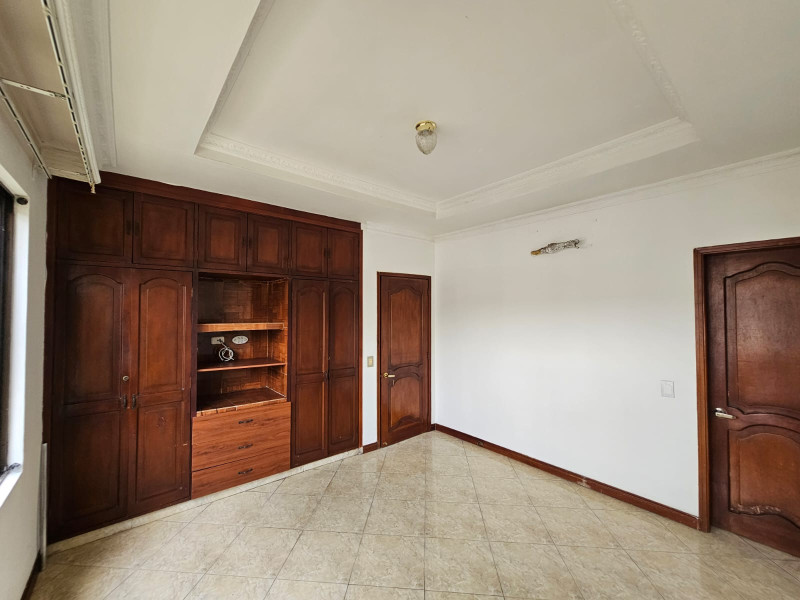 Casa En Arriendo - El Refugio, Cali