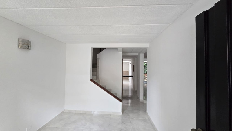 Casa En Arriendo - Limonar, Cali