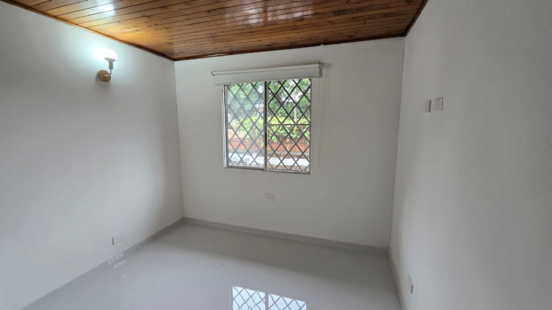 Casa En Arriendo - Limonar, Cali