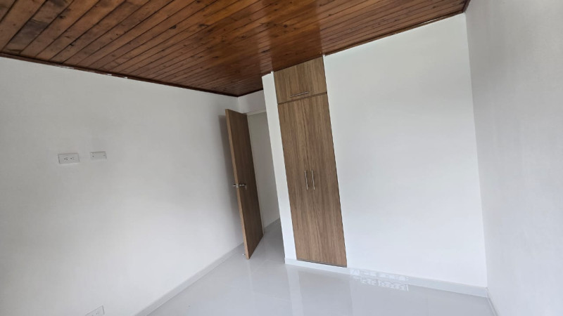 Casa En Arriendo - Limonar, Cali