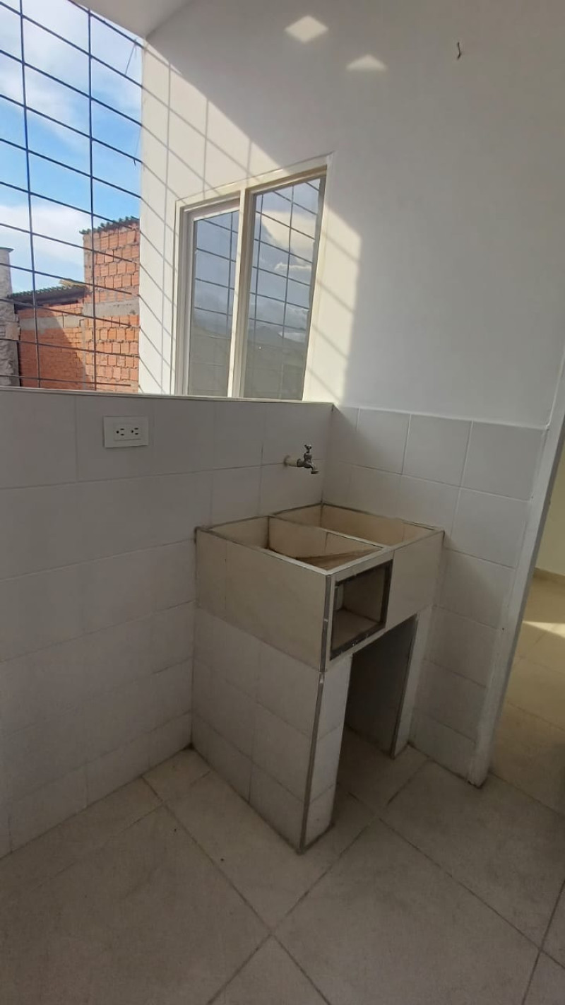 Apartamento En Arriendo - Brisas De Los Alamos, Cali