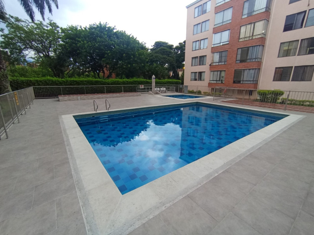 Apartamento En Arriendo - El Limonar, Cali