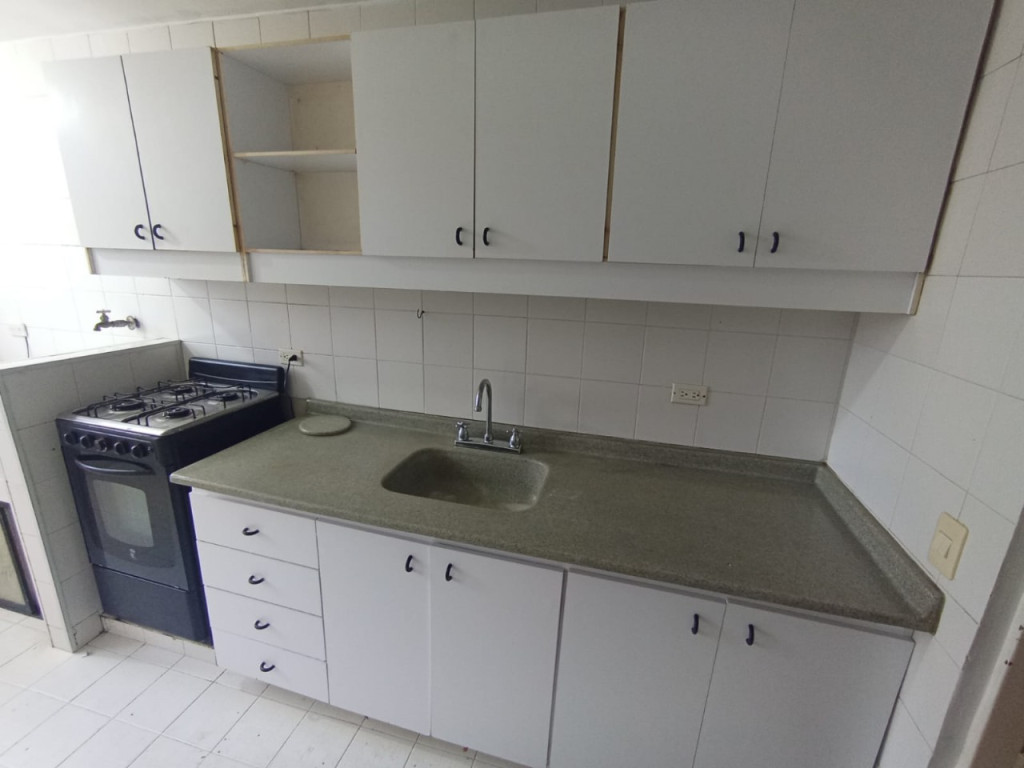 Apartamento En Arriendo - El Limonar, Cali