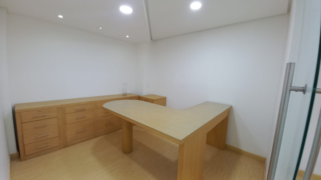 Oficina En Arriendo - Ciudad Jardín, Cali
