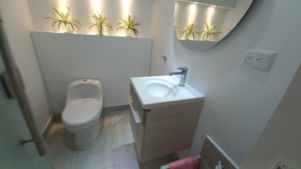 Oficina En Arriendo - Ciudad Jardín, Cali