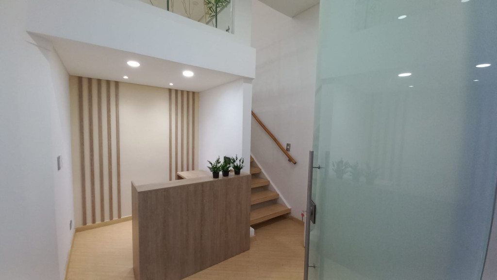 Oficina En Arriendo - Ciudad Jardín, Cali