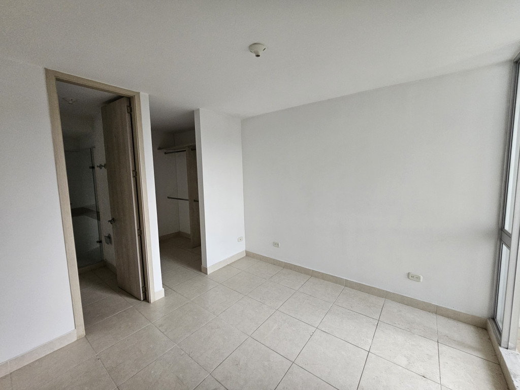 Apartamento En Arriendo - Valle Del Lili, Cali
