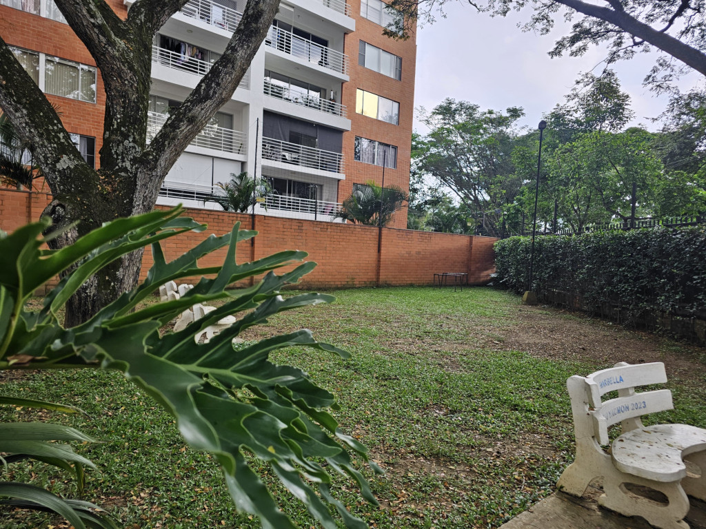 Apartamento En Arriendo - Valle Del Lili, Cali