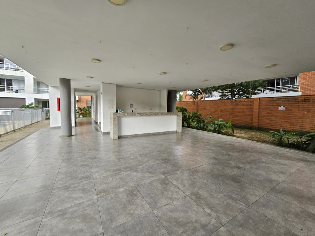 Apartamento En Arriendo - Valle Del Lili, Cali