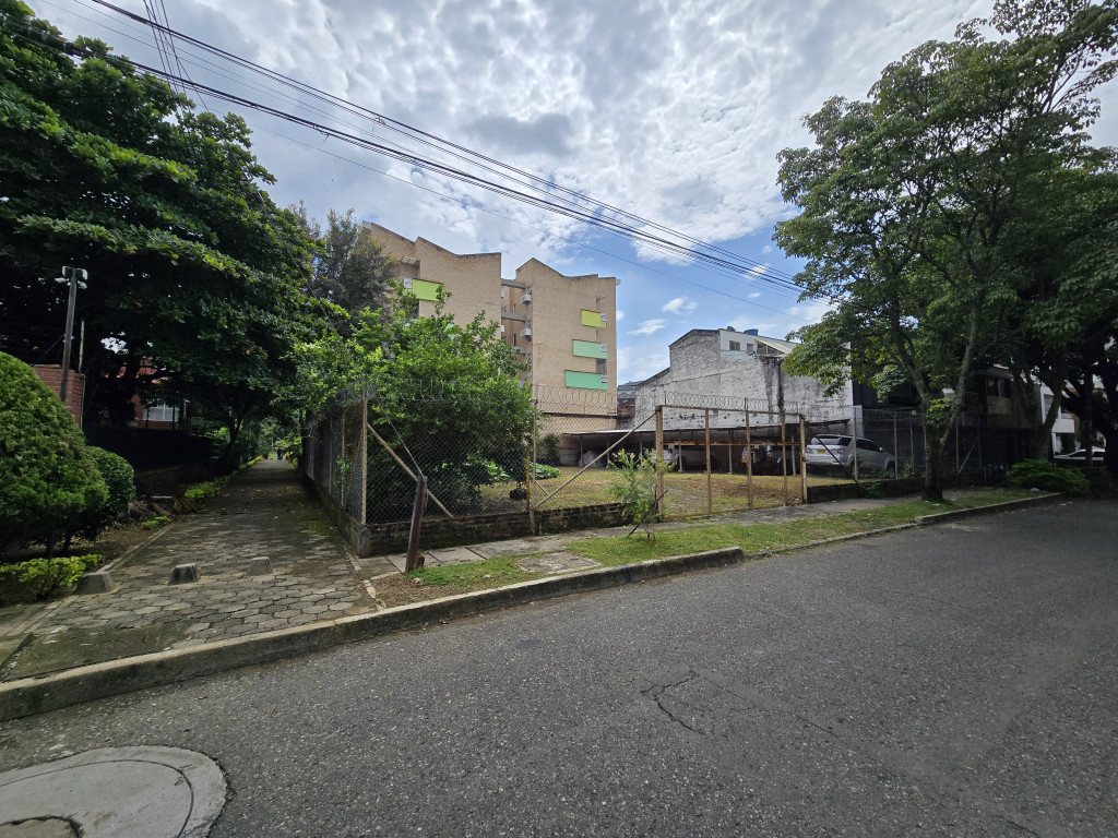 Lote En Venta - El Ingenio, Cali