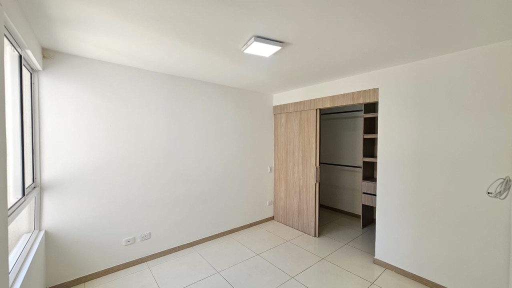 Apartamento En Arriendo - Valle Del Lili, Cali