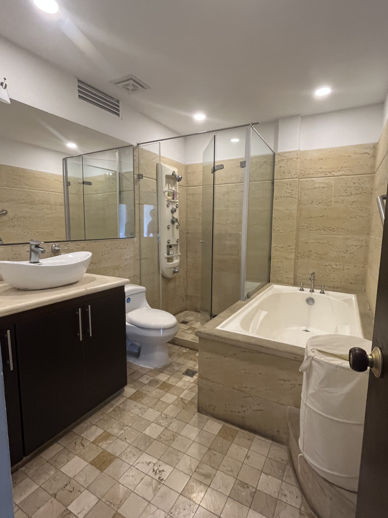 Casa En Venta - Bosques Del Limonar, Cali