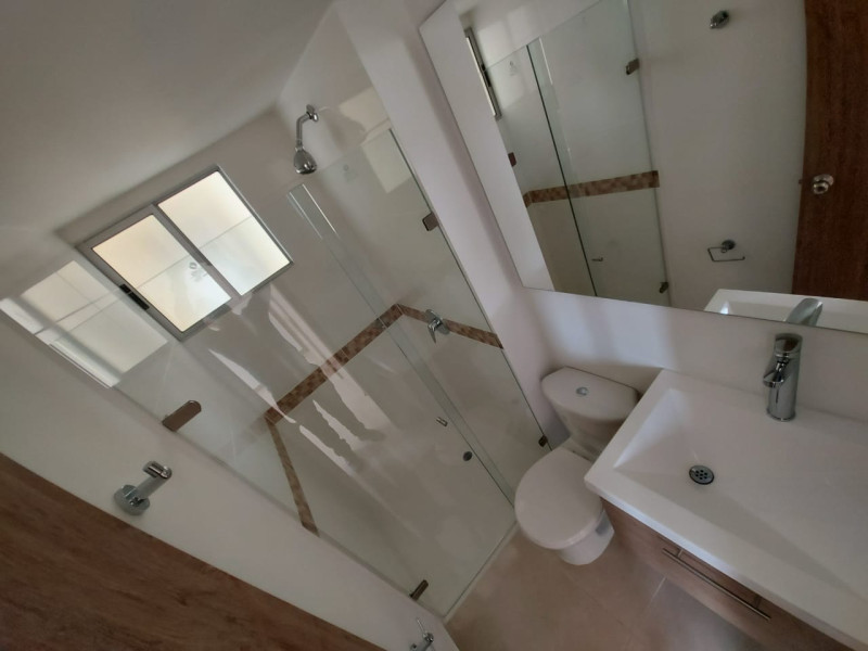Apartamento En Arriendo - Prados Del Norte, Cali