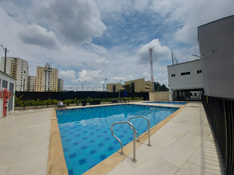 Apartamento En Arriendo - Prados Del Norte, Cali