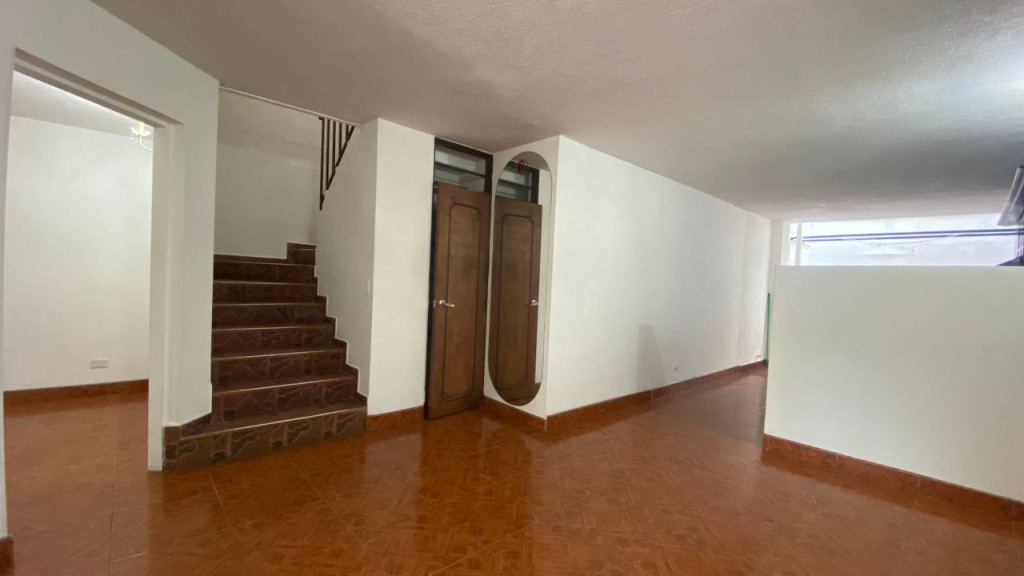 Casa En Venta - La Esmeralda, Cali