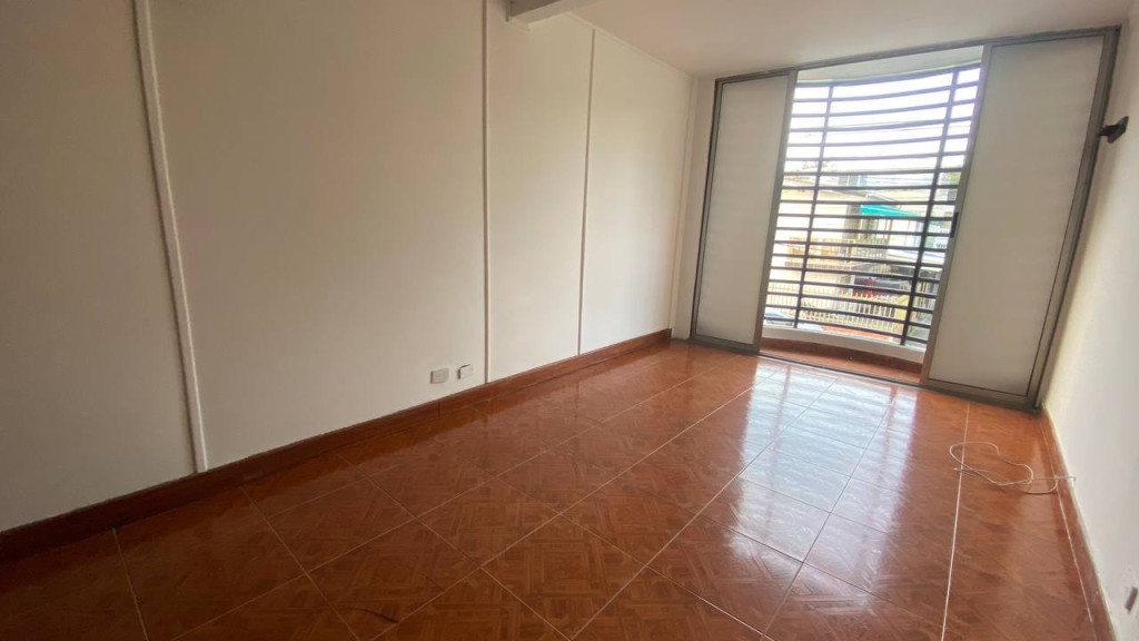 Casa En Venta - La Esmeralda, Cali