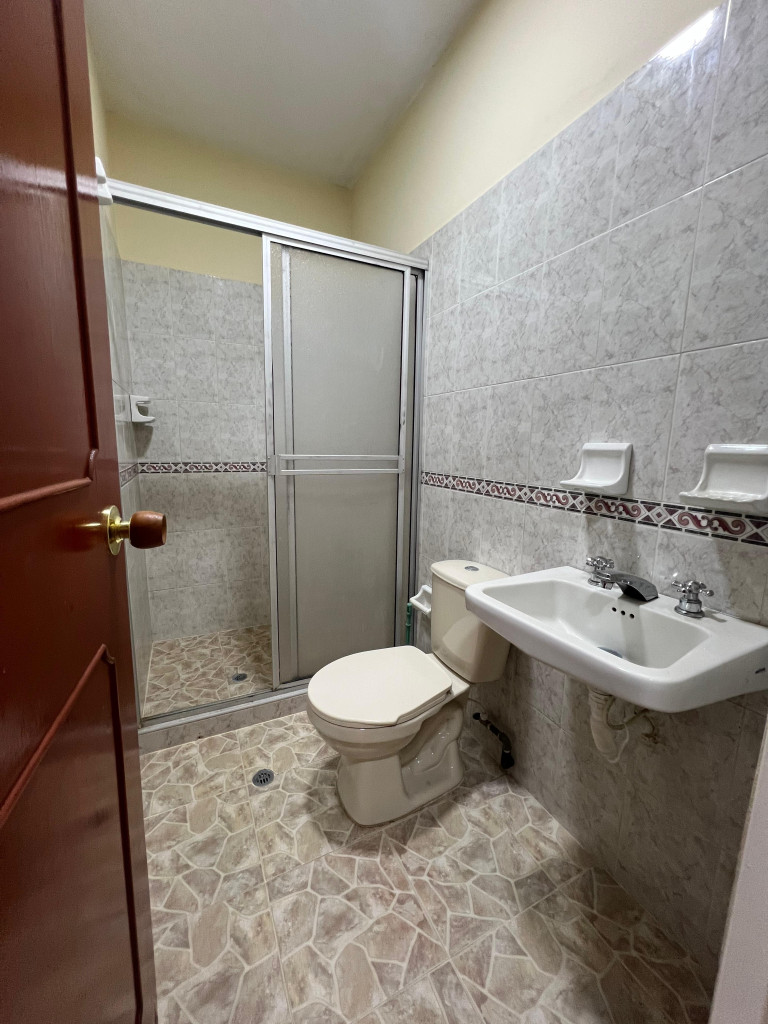 Casa En Arriendo - Las Granjas, Cali