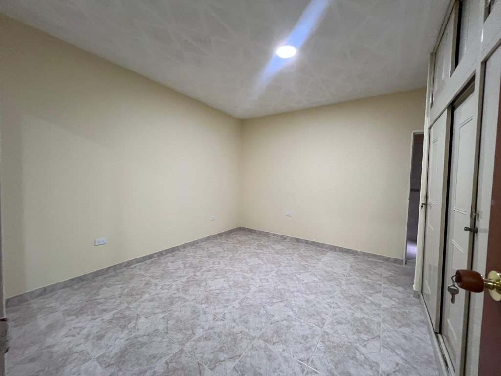 Casa En Arriendo - Las Granjas, Cali