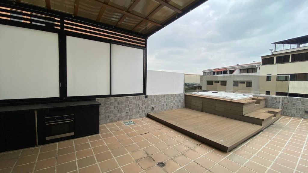 Casa En Venta - Tejares - Cristales, Cali