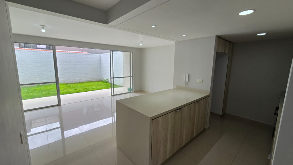 Casa En Arriendo - Ciudad Country, Jamundí