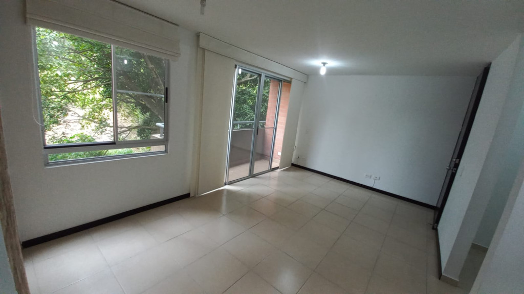 Apartamento En Arriendo - El Bosque, Cali
