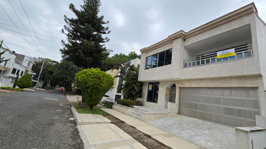 Casa En Arriendo - El Ingenio, Cali