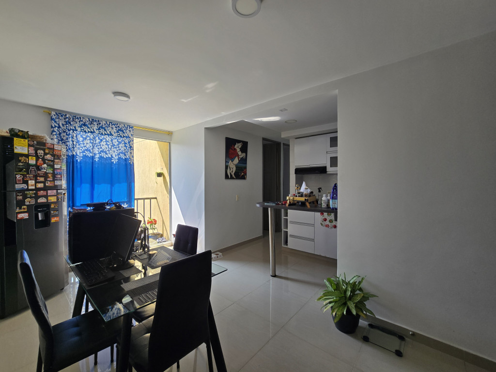 Apartamento En Venta - Aguacatal, Cali