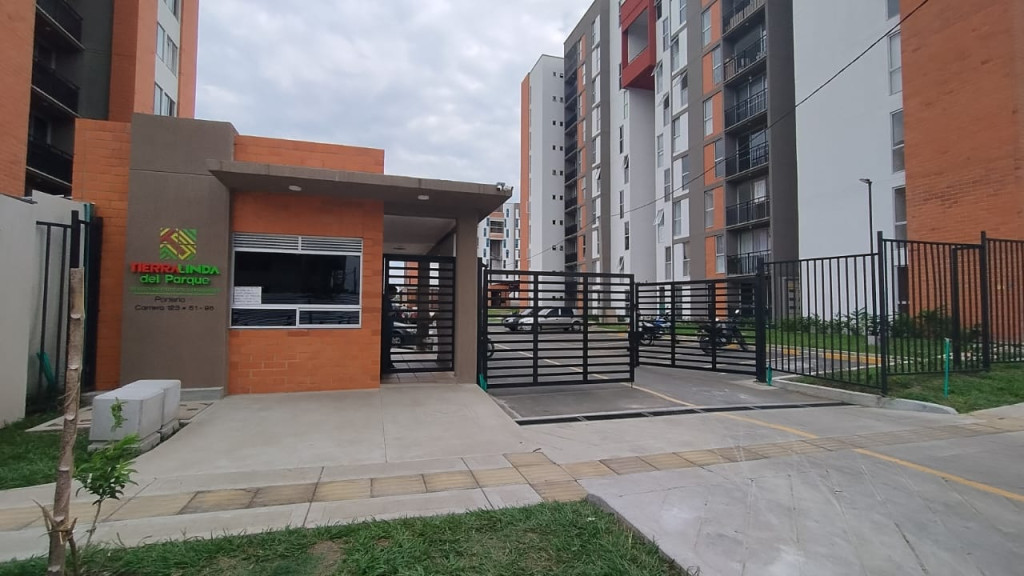 Apartamento En Arriendo - Ciudad Pacifica, Cali