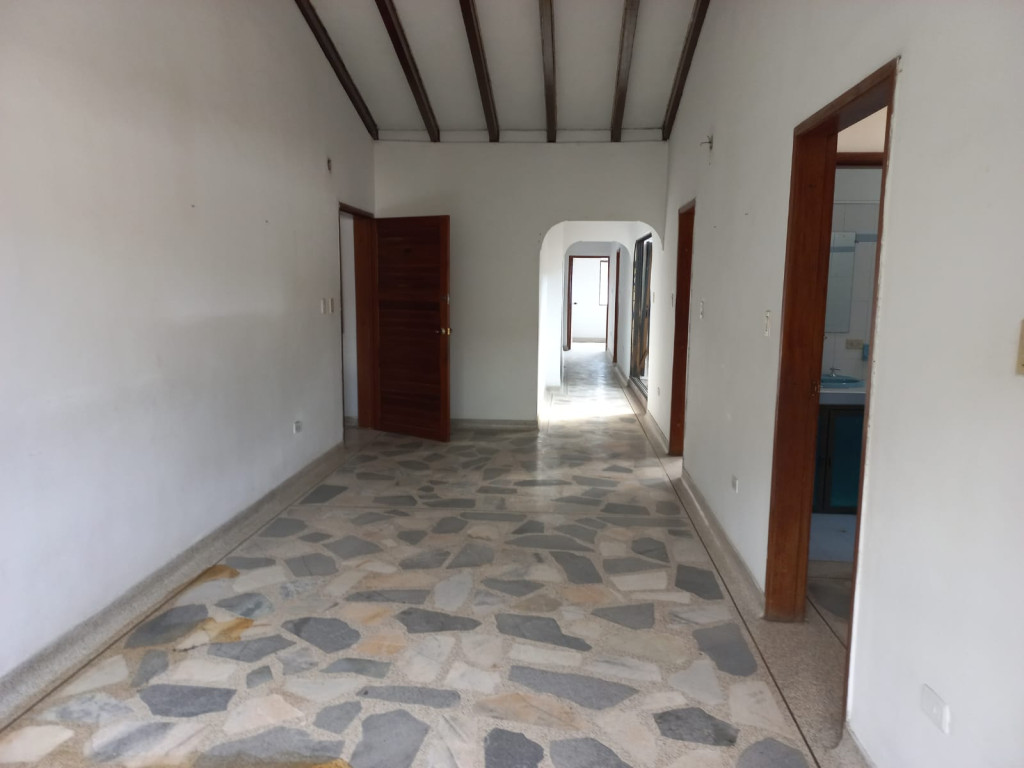 Apartamento En Arriendo - Prados Del Norte, Cali