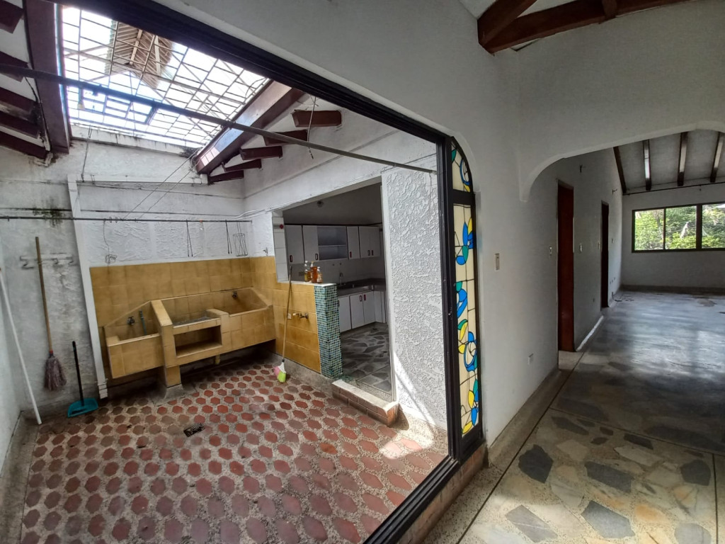 Apartamento En Arriendo - Prados Del Norte, Cali