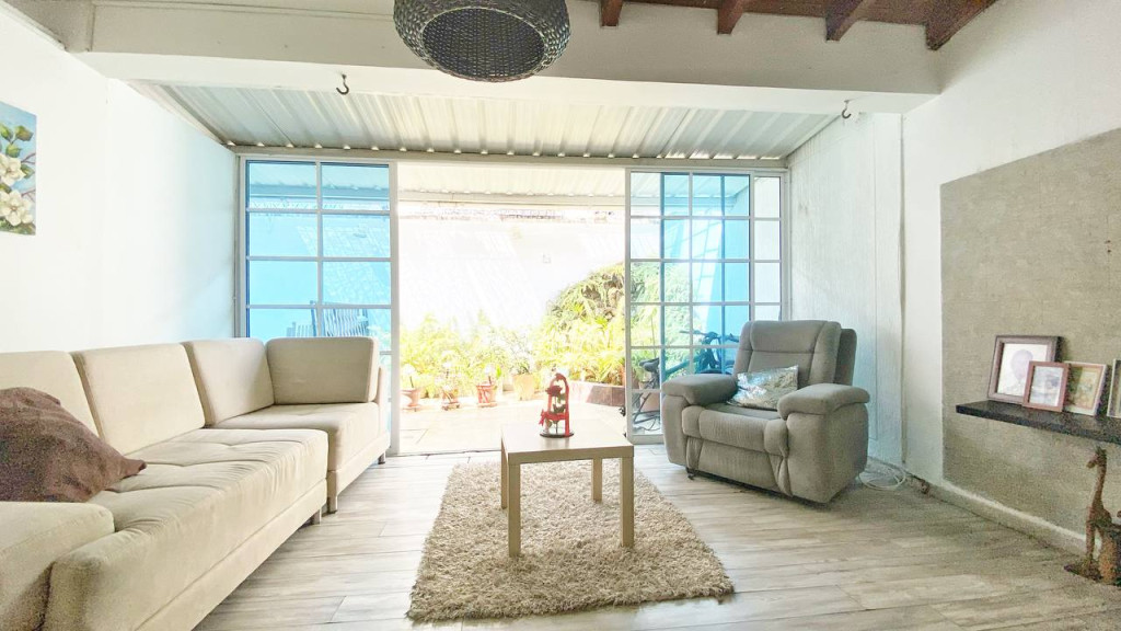 Casa En Venta - La Hacienda, Cali