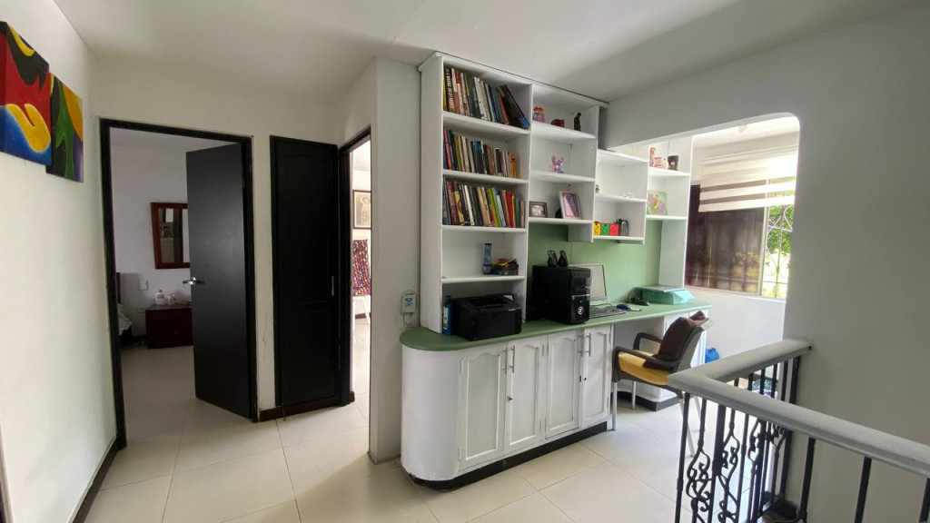 Casa En Venta - La Hacienda, Cali