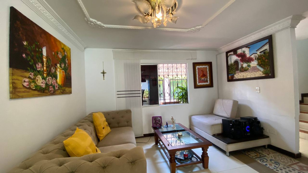 Casa En Venta - La Hacienda, Cali