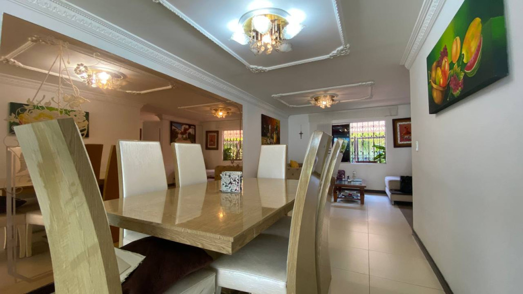 Casa En Venta - La Hacienda, Cali