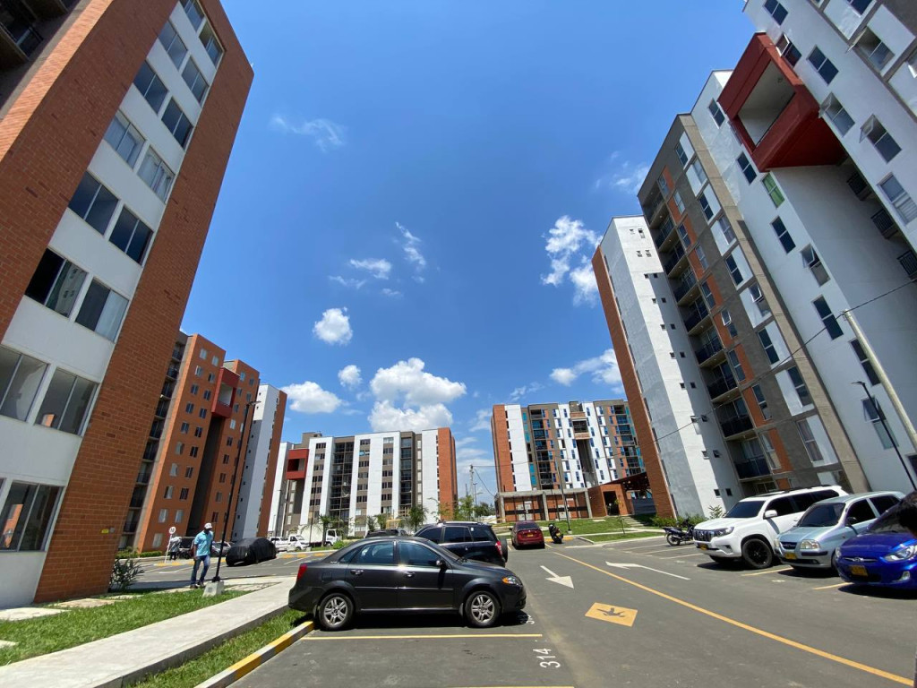 Apartamento En Venta - Cañasgordas, Cali