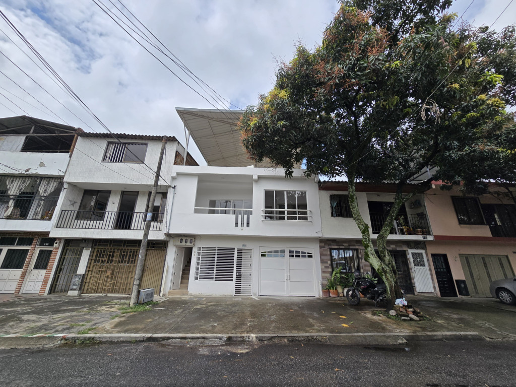 Apartamento En Arriendo - La Esmeralda, Cali