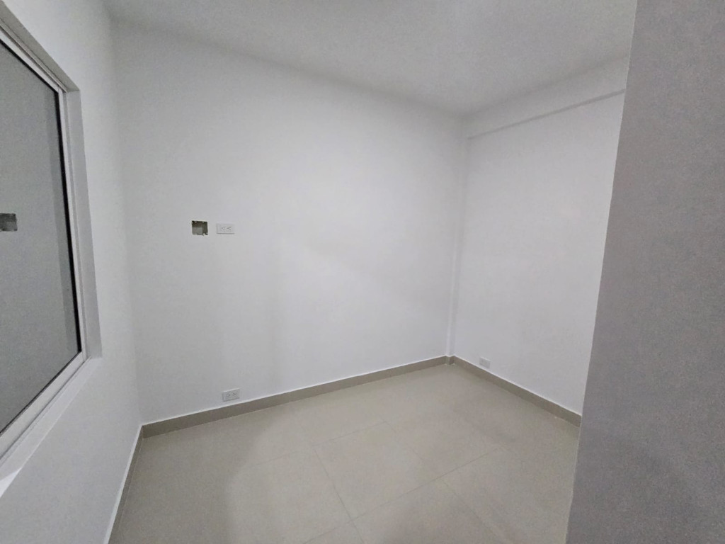 Apartamento En Arriendo - La Esmeralda, Cali