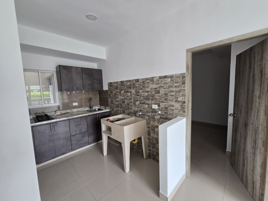Apartamento En Arriendo - La Esmeralda, Cali