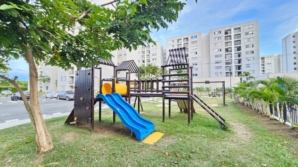 Apartamento En Arriendo - Hacienda Kachipay, Cali