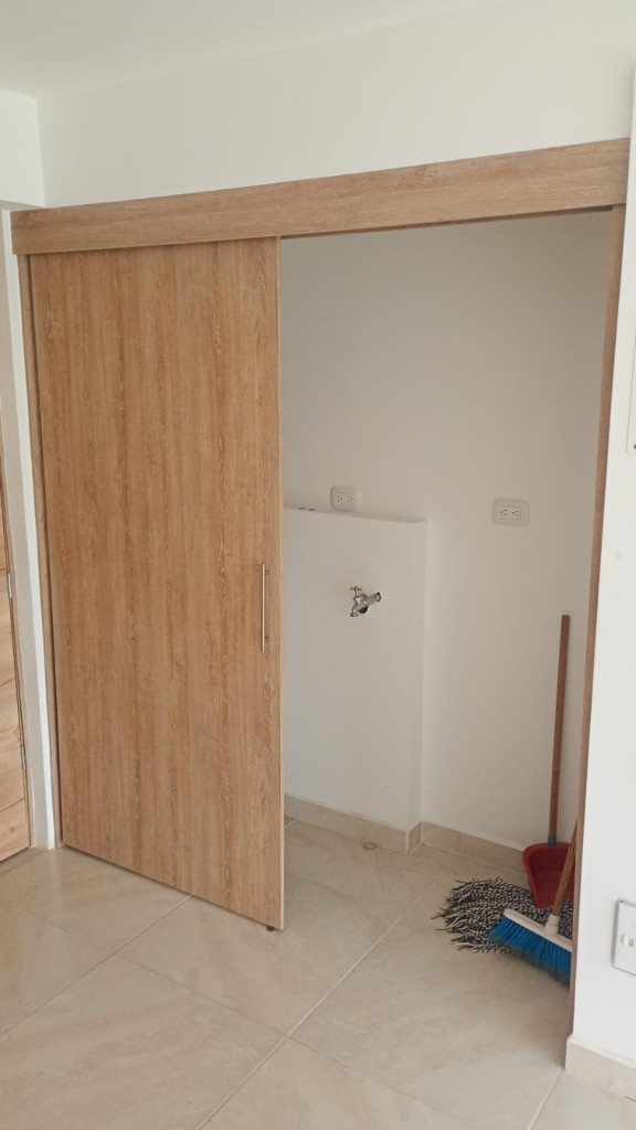 Apartaestudio En Arriendo - El Refugio, Cali