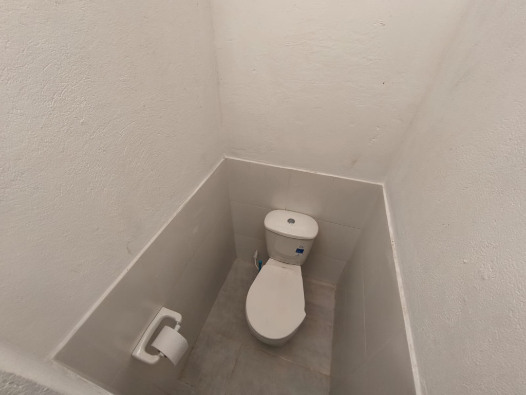 Local En Arriendo - Obrero   , Cali