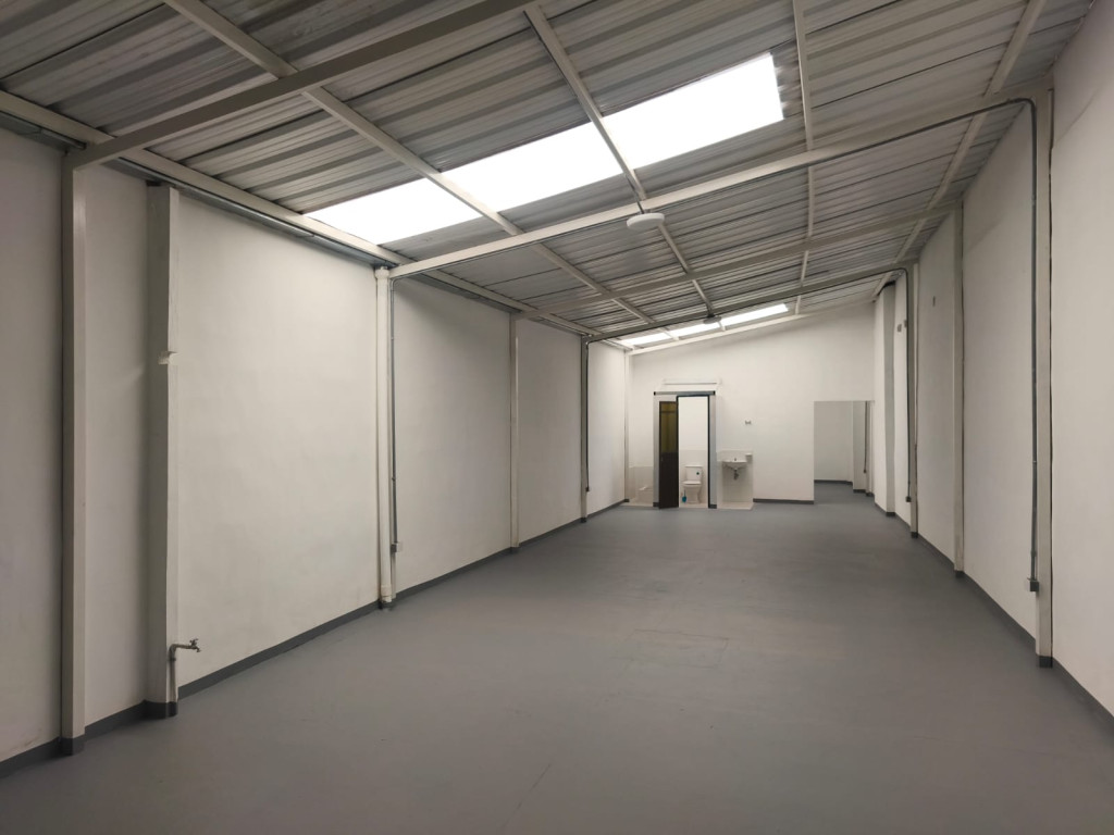 Local En Arriendo - Obrero   , Cali