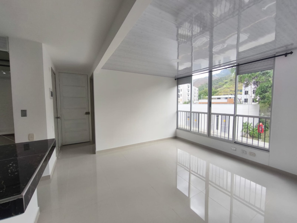 Apartamento En Arriendo - Ciudad Guabinas, Yumbo