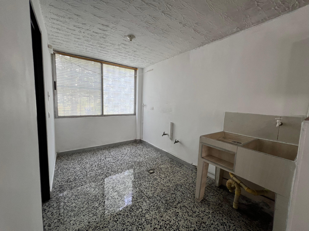 Apartamento En Venta - El Limonar, Cali