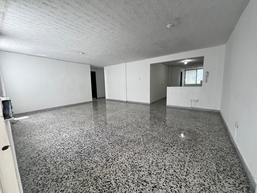 Apartamento En Venta - El Limonar, Cali